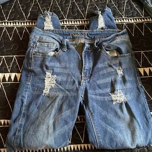 🩵Ripped Skinnies🩵